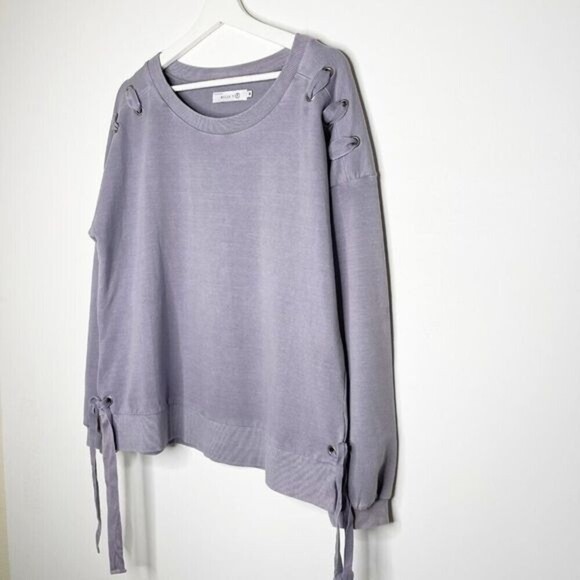 BILLY T Lace Up Sweatshirt  - Picture 4 of 11